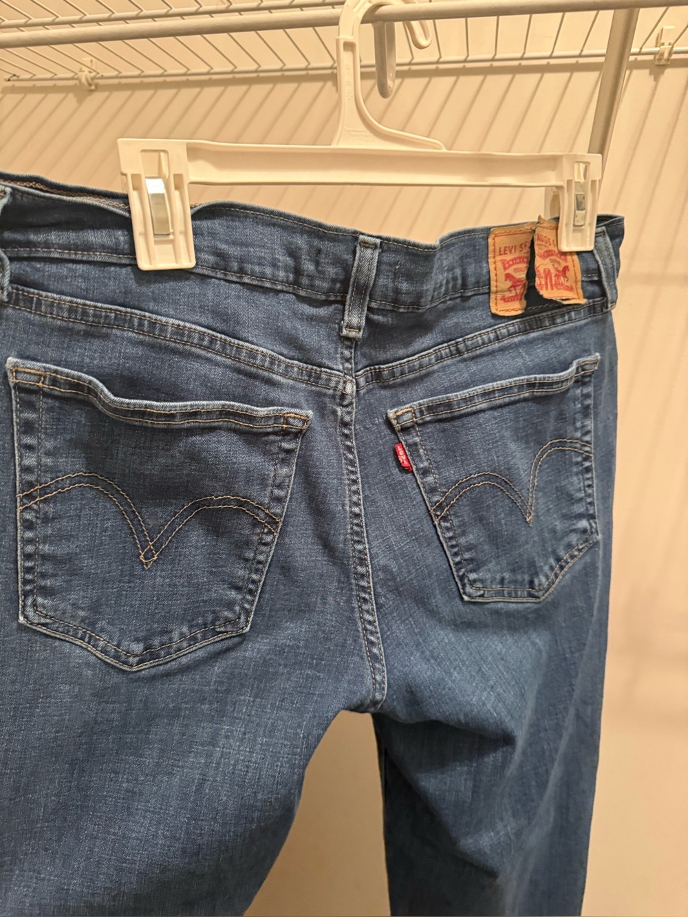 Levi’s boyfriend size 30
